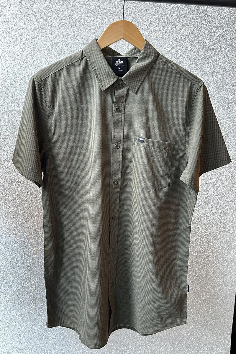 Rip Curl -Classic Surf Tech Short Sleeve Shirt in Military Green