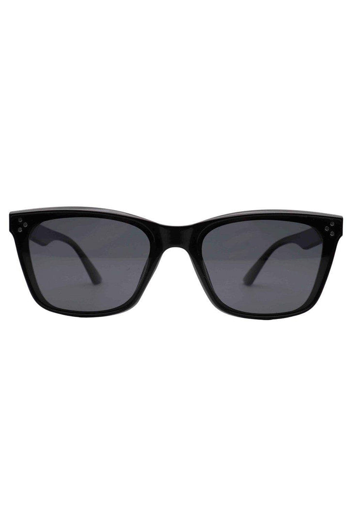 I-SEA - Kiki with Black Frames and Smoke Polarized Lenses