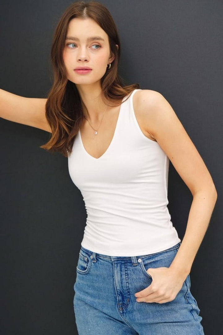 Be Cool - Basic V-Neck Tank in Off White