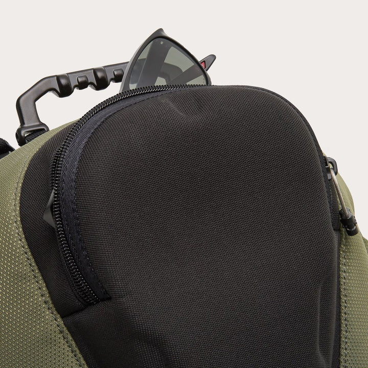 Oakley - Kitchen Sink Backpack in New Dark Brush - 92060A-86L