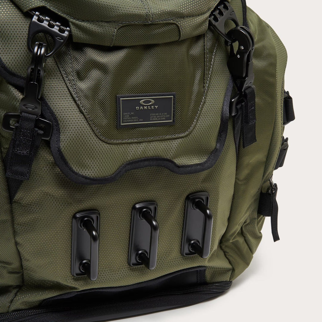 Oakley - Kitchen Sink Backpack in New Dark Brush - 92060A-86L