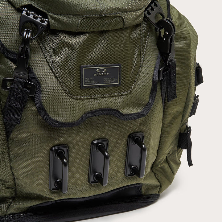 Oakley - Kitchen Sink Backpack in New Dark Brush - 92060A-86L