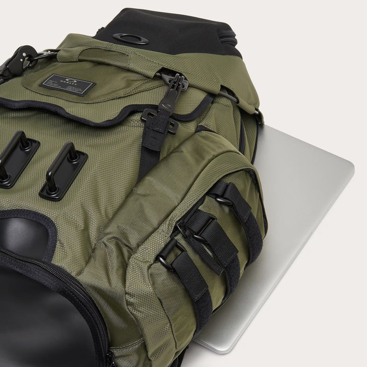 Oakley - Kitchen Sink Backpack in New Dark Brush - 92060A-86L