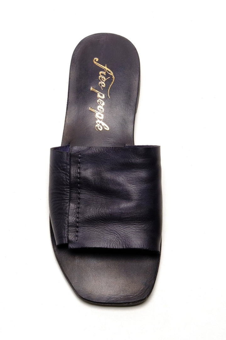 Free People - Veronica Slide Sandals in Black