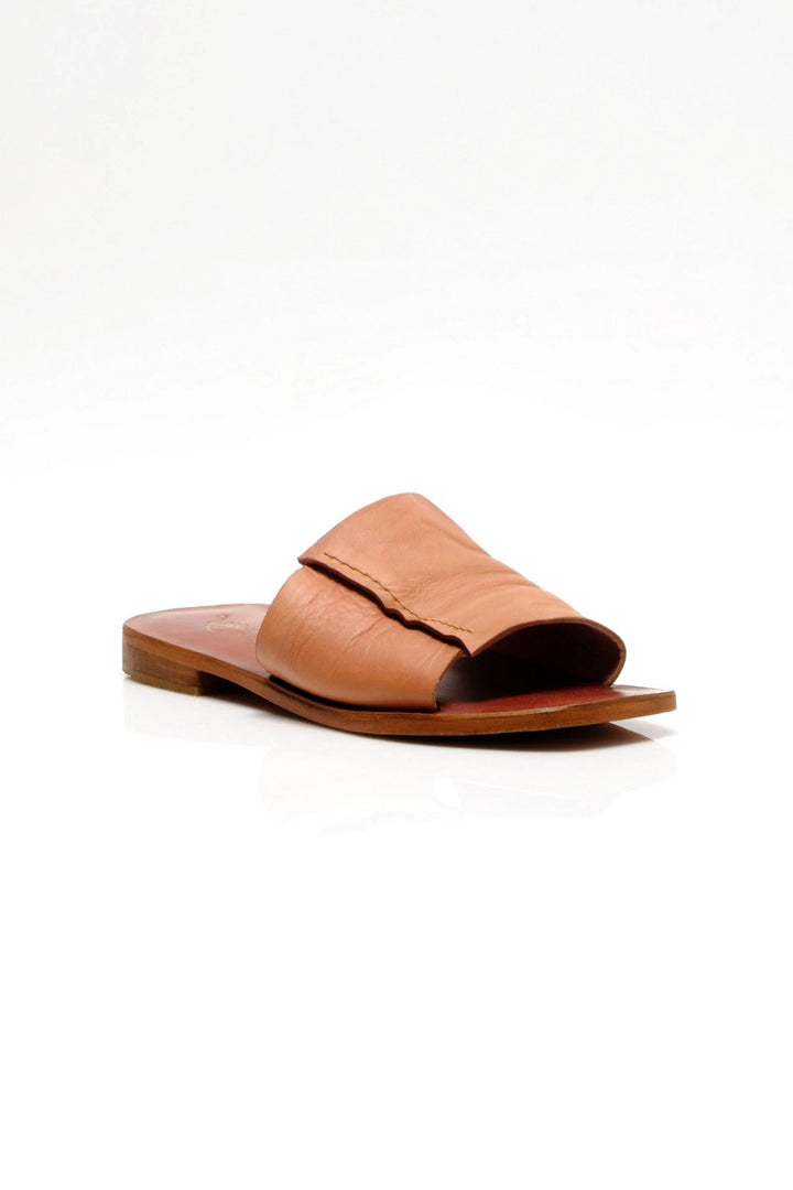 Free People - Veronica Slide Sandals in Tan