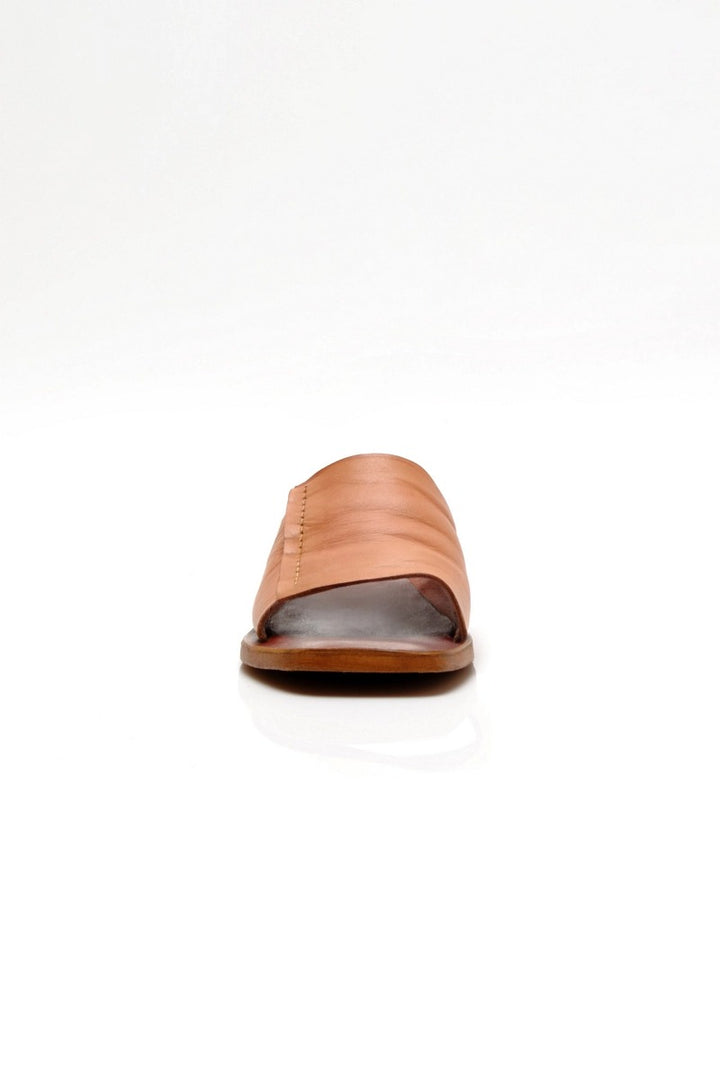Free People - Veronica Slide Sandals in Tan