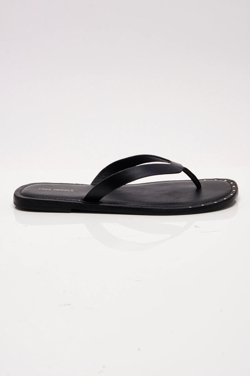Free People - Sona Thong Sandals in Black