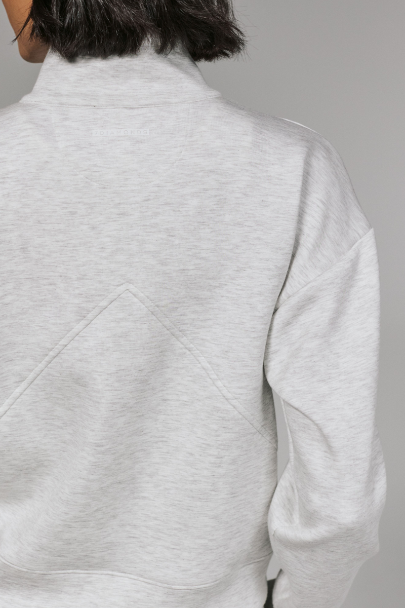 7DIAMONDS - REV™ Crop Quarter-Zip Pullover in Heather Light Grey