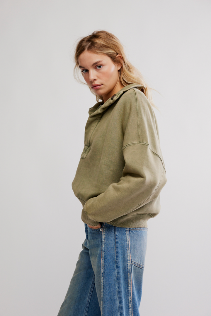 Free People - We The Free Timeless Pullover in Adventurer