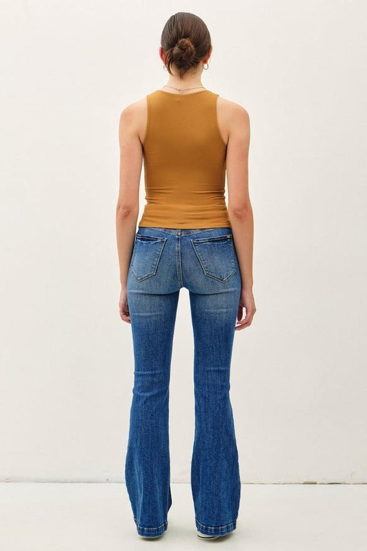 Be Cool - Basic Round Neck Tank in Camel