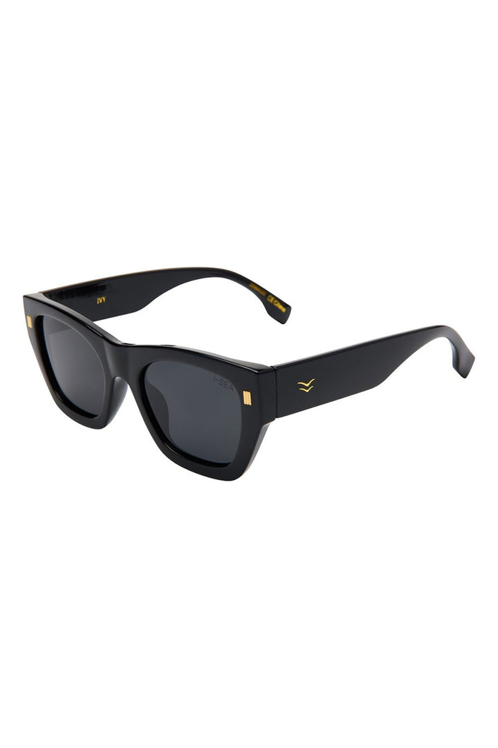 I-SEA - Ivy with Black Frames and Smoke Polarized Lenses