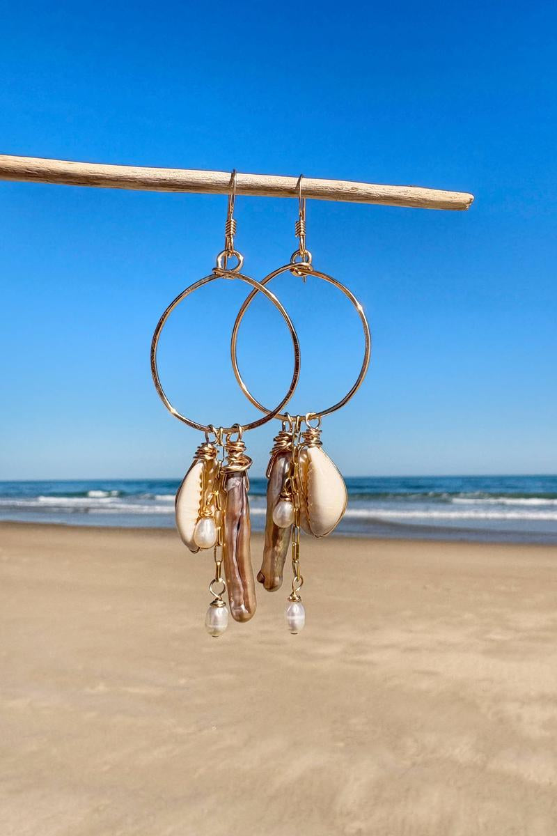 Quinn Sharp - Cowrie Shell Champagne Biwa Pearl Hoops