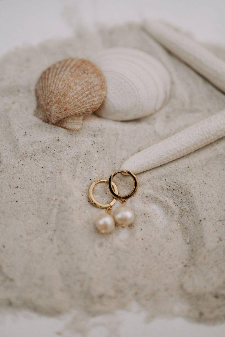 Mauve Jewlery Co. - Bondi Pearl Earrings in Gold