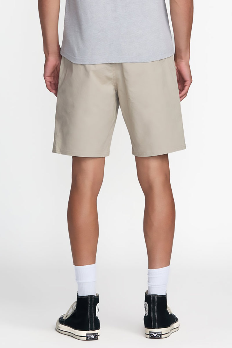 RVCA - Weekend Elastic 2 19in Short in Light Khaki