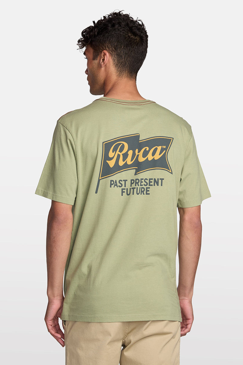 RVCA - Onshore Short Sleeve Tee in Ranger Green