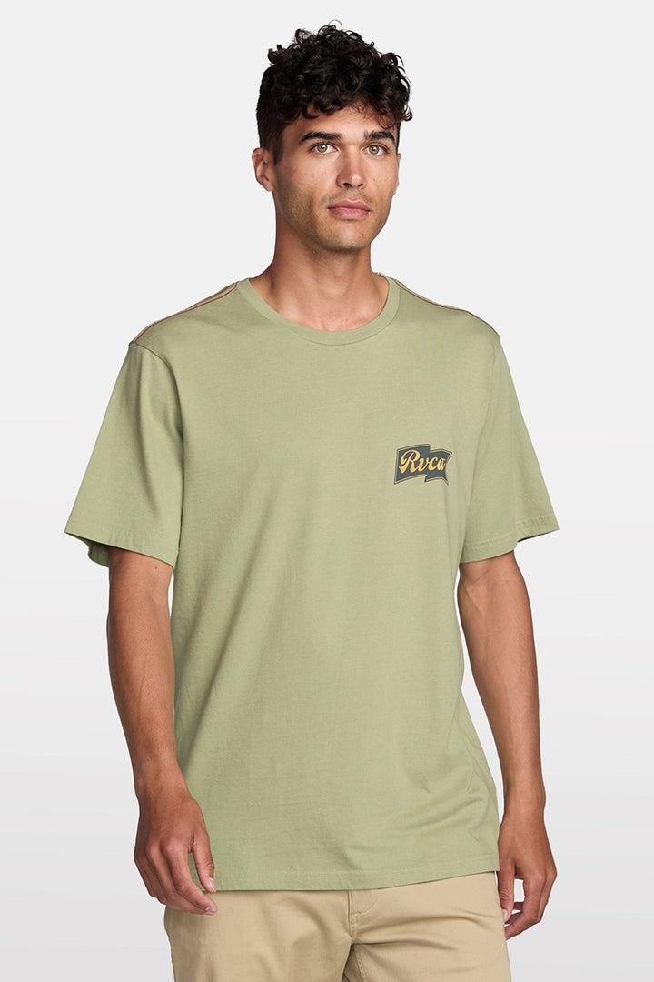 RVCA - Onshore Short Sleeve Tee in Ranger Green