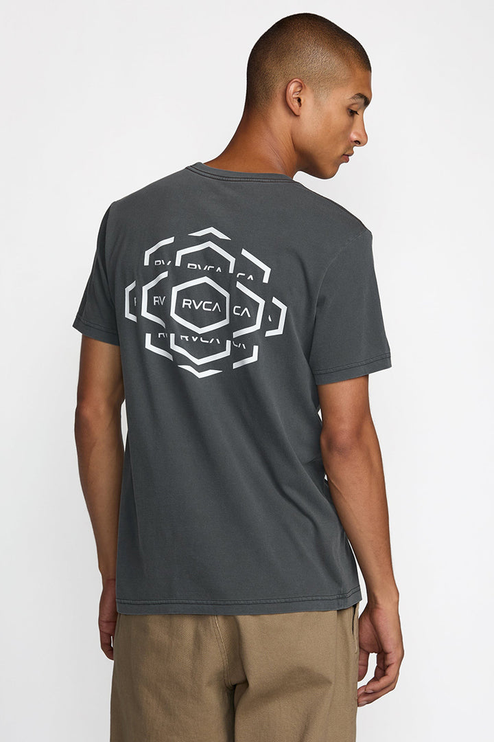 RVCA - Hexalot Short Sleeve Tee in Pirate Black