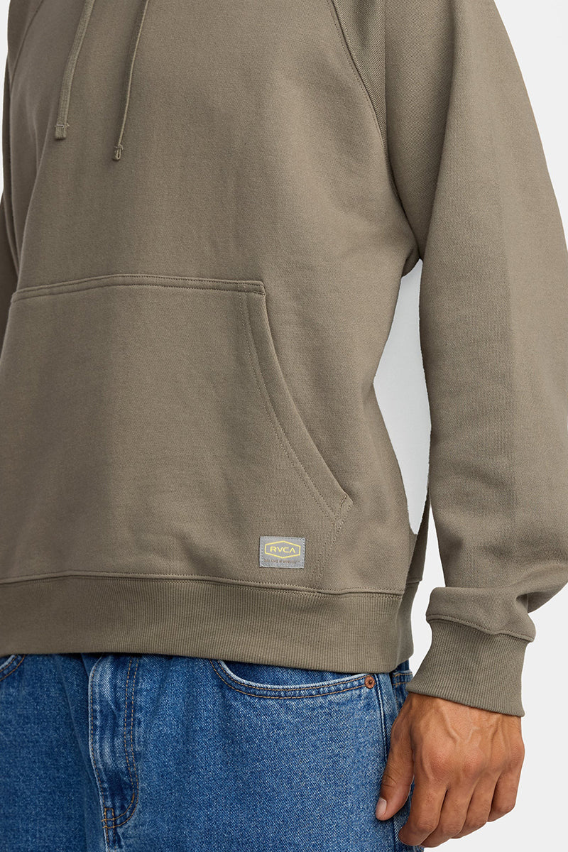 RVCA - Dayshift Hoodie in Mushroom