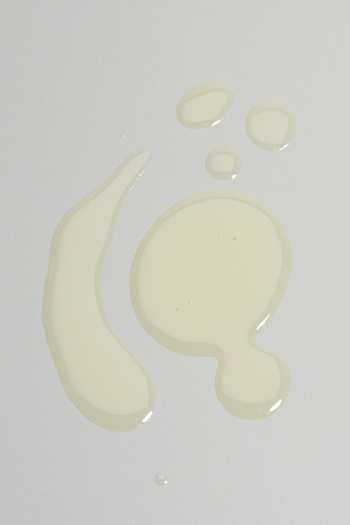 Om Organics - Hibiscus + Daikon Seed Protective Hair Oil