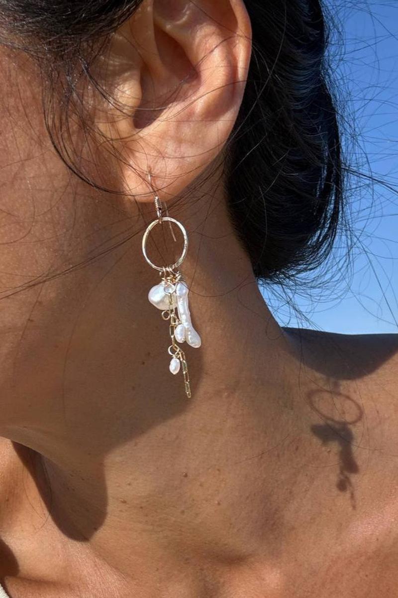 Quinn Sharp - Small Hoop Pearl Cluster in Gold Filled