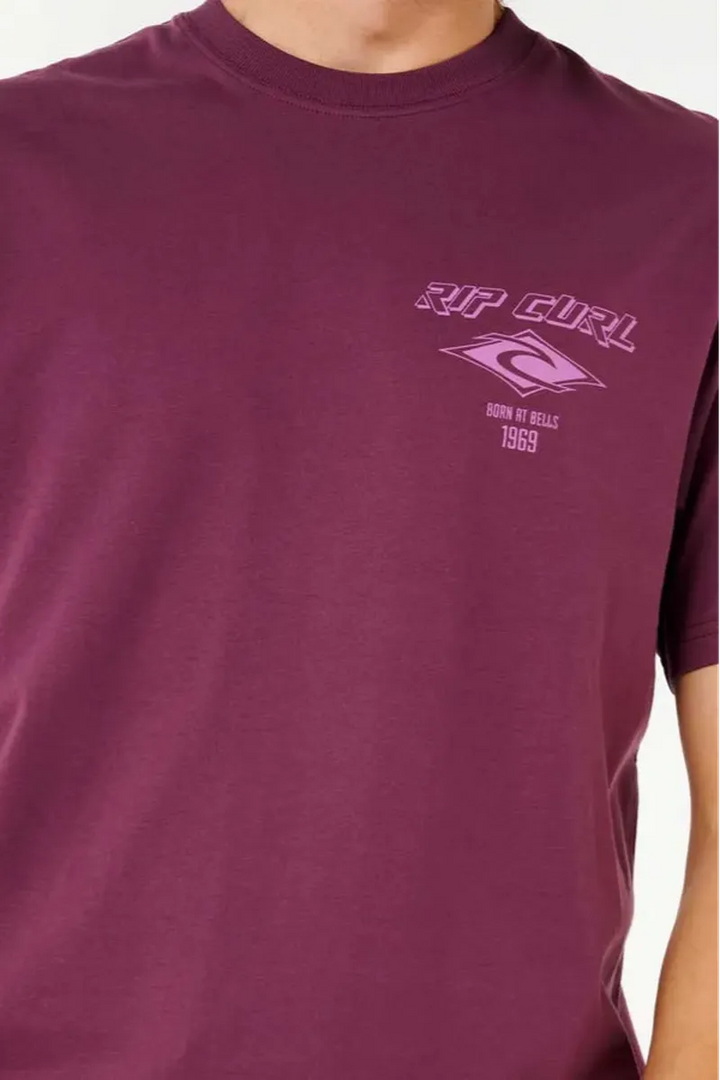 Rip Curl -Fade Out Icon Tee in Deep Plum