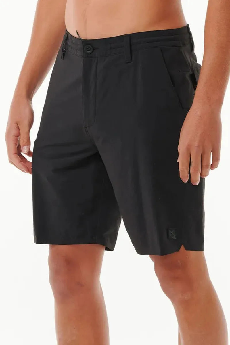 Rip Curl - Global Entry 19" Boardwalk Shorts in Black