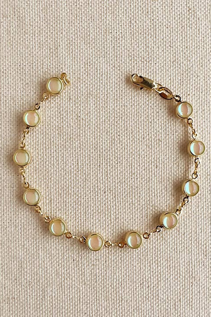 GoldFi - Rounded Opal Bracelet in Gold