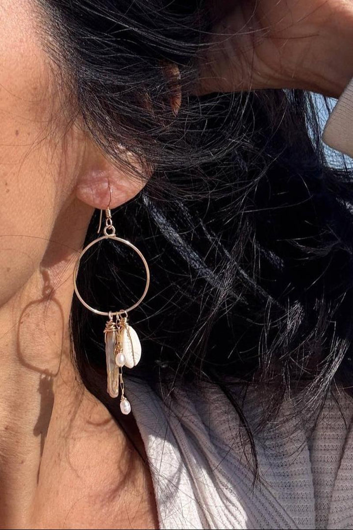 Quinn Sharp - Cowrie Shell Champagne Biwa Pearl Hoops