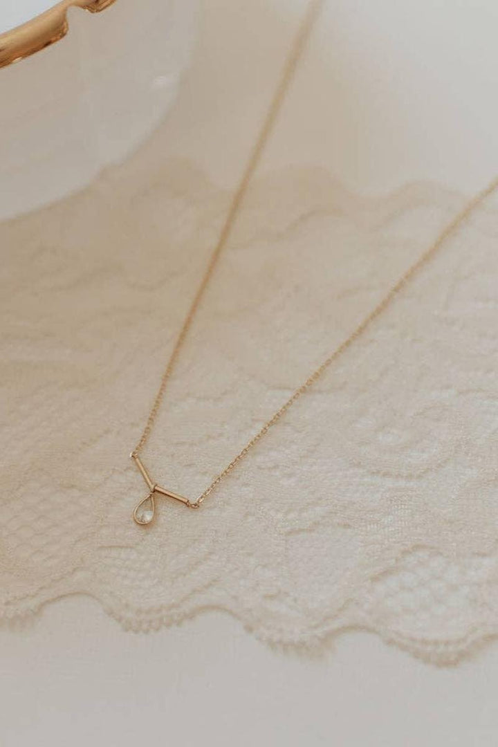 Mauve Jewlery Co. - Harper Diamond Teardrop Necklace in Gold