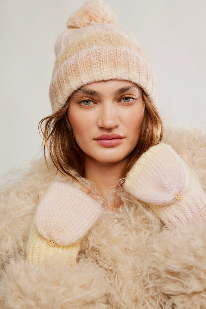 Free People - Rainbow Run Hat and Glove Set in Ivory