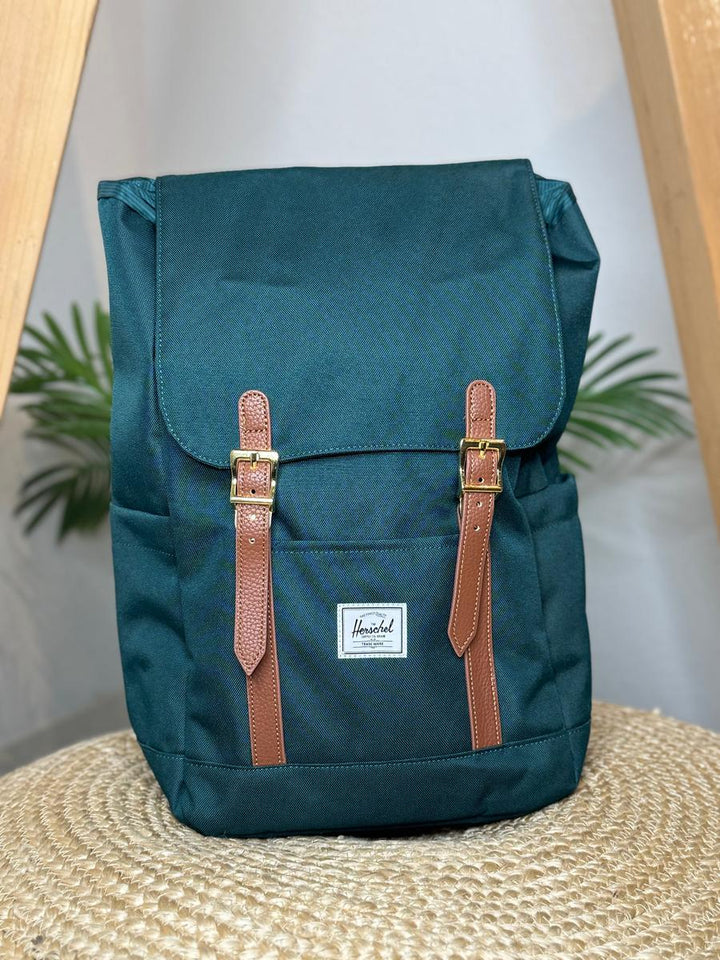Herschel - Retreat™ Small Backpack in Dark Sea