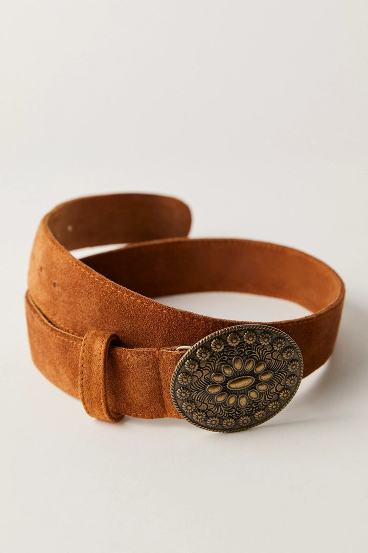 Free People - Duchess Concho Belt in Cognac
