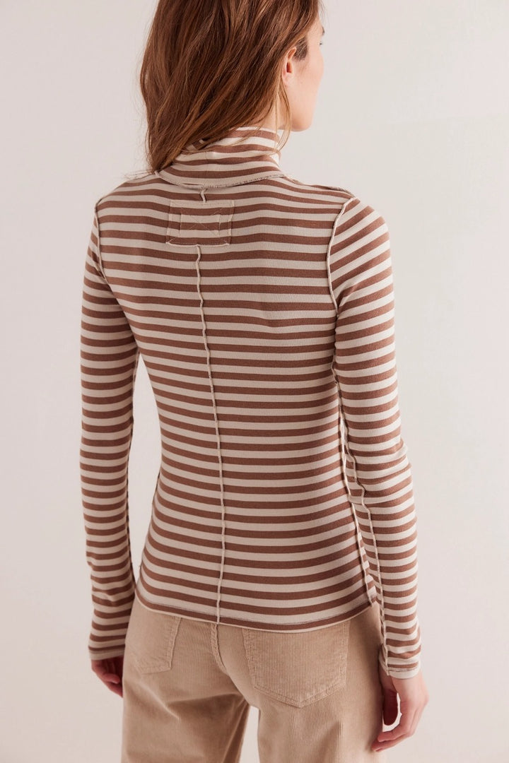 Free People - We The Free Good Good Stripe Turtleneck in Otter/Tea