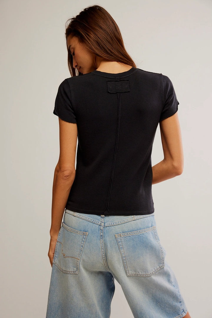 Free People - The Tee That Got Away in Black