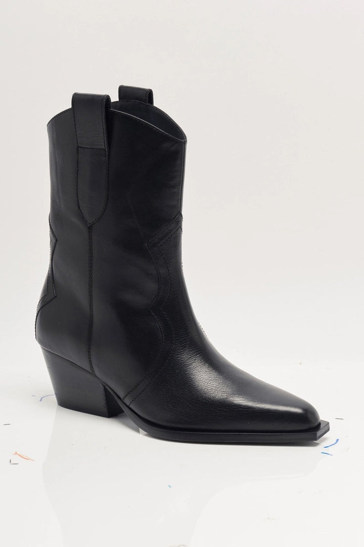 Free People - Cat Nap Cowboy Boots in Black Leather