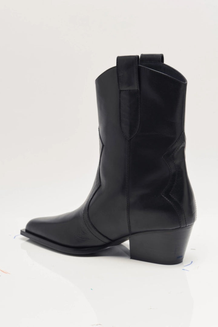 Free People - Cat Nap Cowboy Boots in Black Leather