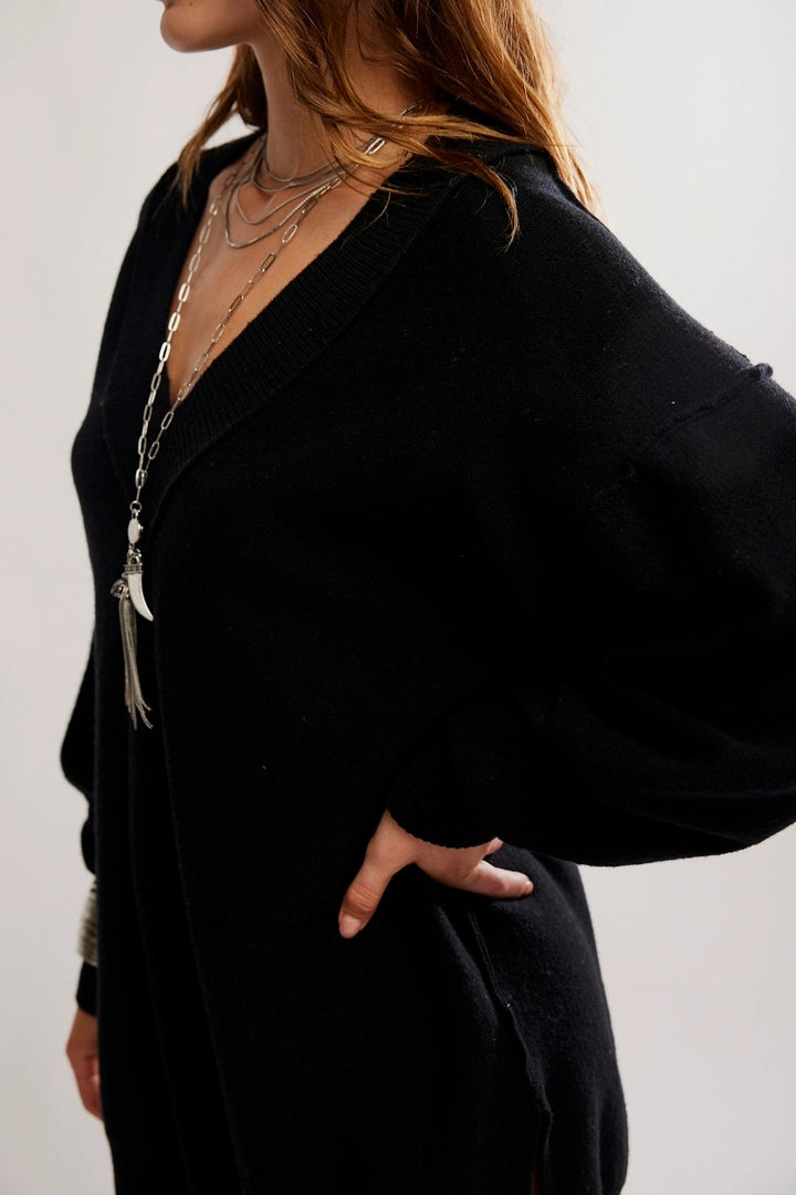 Free People - We The Free Chelsea V Neck Tunic in Black Magic