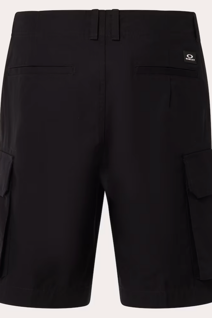 Oakley - Oakley Utility Cargo Shorts in Blackout
