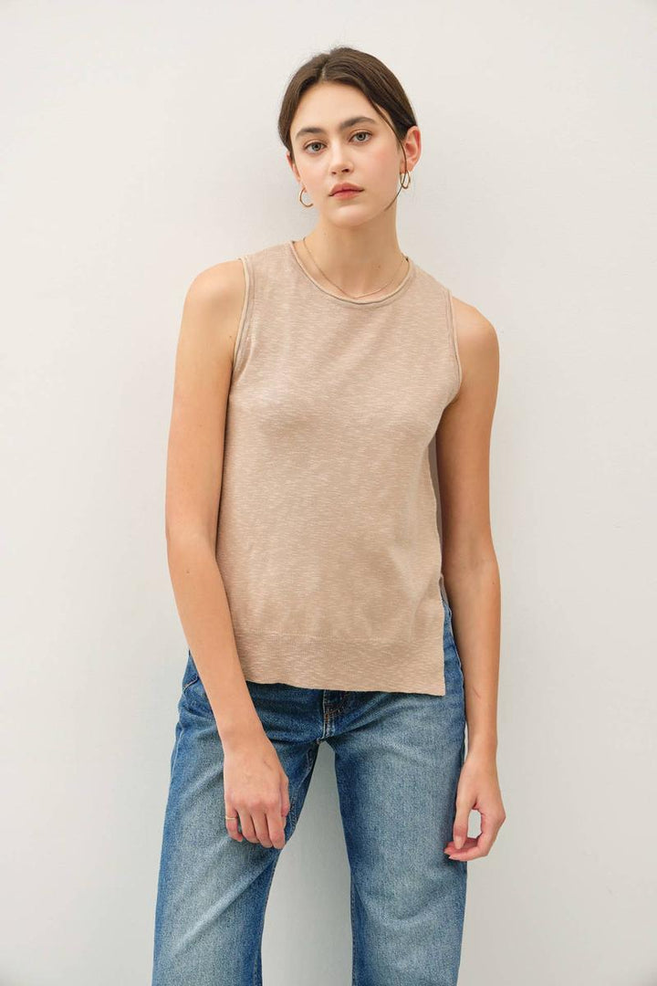 Be Cool -    Classic Pullover Raw Seam Detailed Knit Tank in Taupe