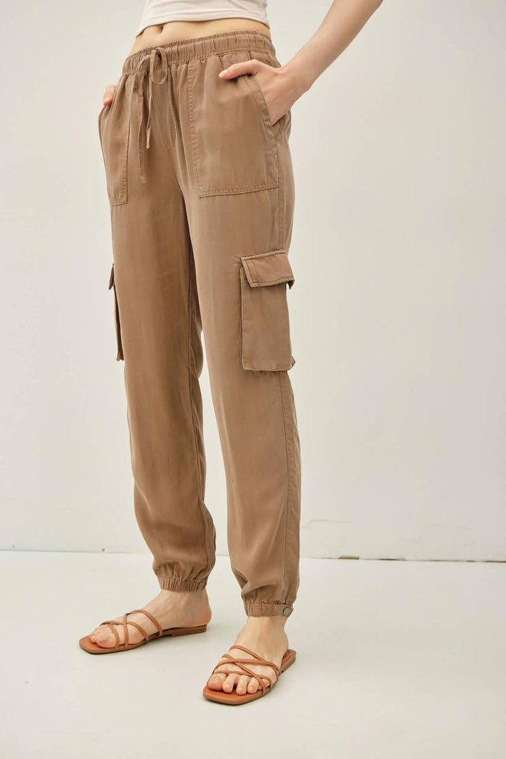 Be Cool - Cargo Tencel Joggers in Dark Sand