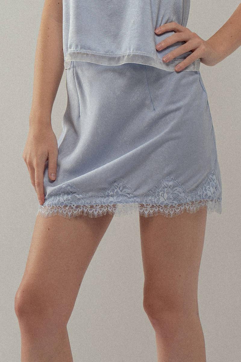 Urban Daizy - Romantic Scalloped Lace Trim Satin Mini Lingerie Skirt in Blue