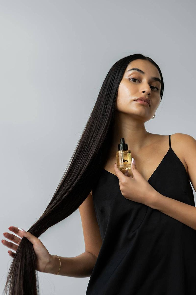 Om Organics - Hibiscus + Daikon Seed Protective Hair Oil