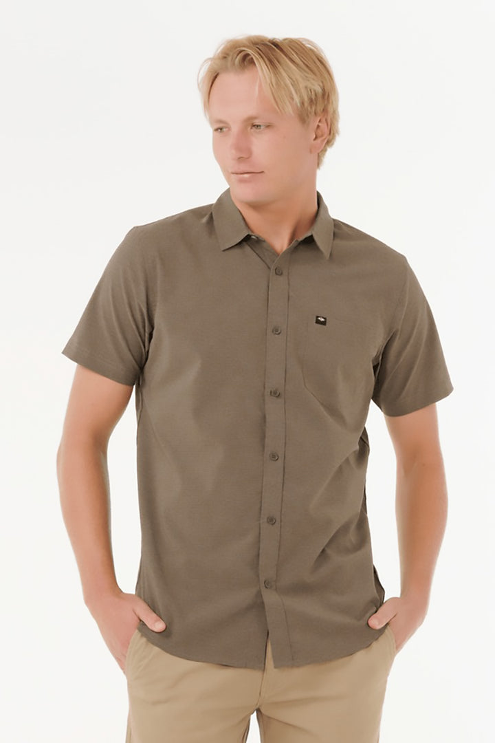 Rip Curl - Vaporcool Aerotech Short Sleeve Shirt in Rock