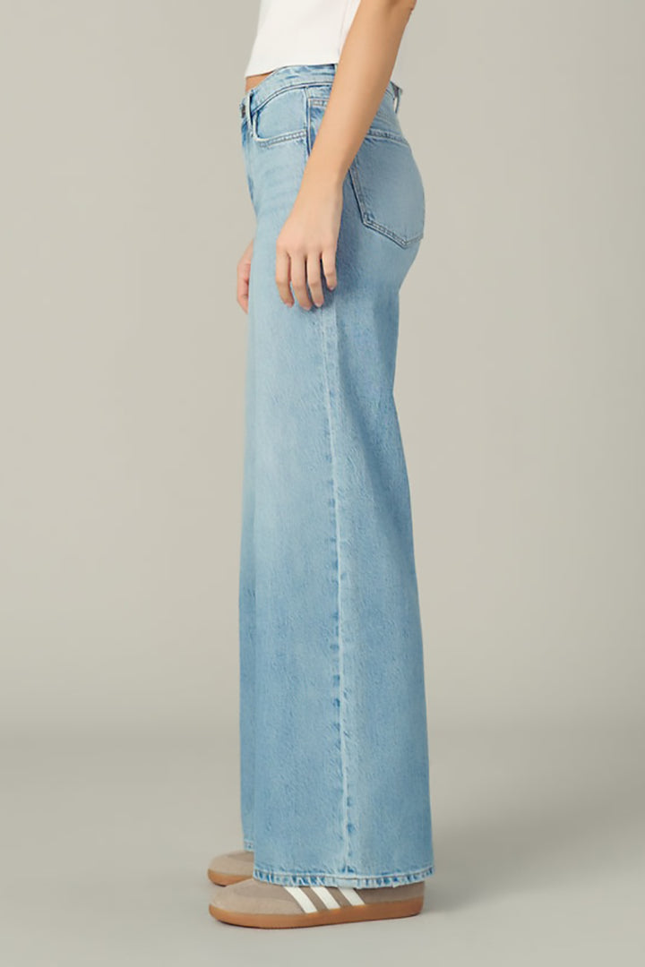 Joe's Jeans - The Lou Lou Low Rise Wide Leg in Elegant