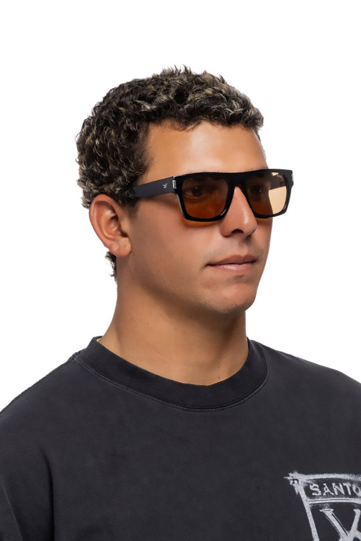 I-SEA - Walker with Black Frames and Cola Polarized Lenses