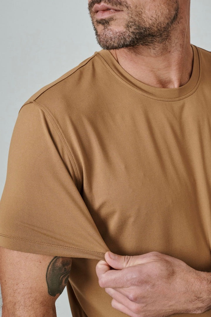 7DIAMONDS - Core™ Crew Neck Tee in Sandcastle